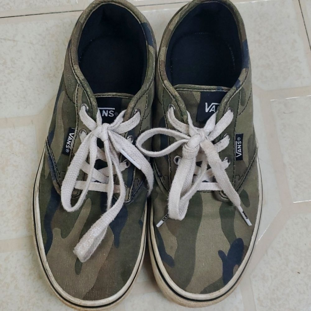 Fun Vans camouflage Atwood style sneaker